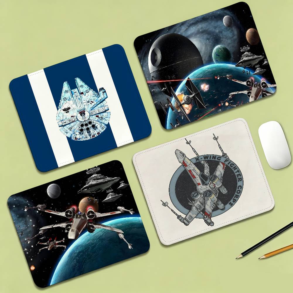 Accessories For Your Gaming Room - แผ่นรองเมาส์ลายสตาร์เพลนไฟท์เตอร์สีเบจแบบกำหนดเอง แผ่นรองโต๊ะคีย์บอร์ดสำหรับเล่นเกม อุปกรณ์สำนักงาน ของตกแต่งห้อง สำหรับพรมรองเมาส์พีซี