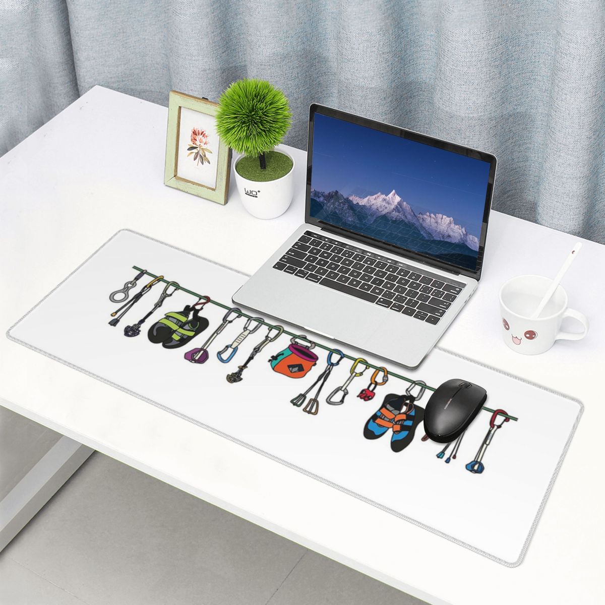 แผ่นรองเมาส์ขนาดใหญ่ อุปกรณ์ปี - Gaming Accessories Online บทวิจารณ์และราคา