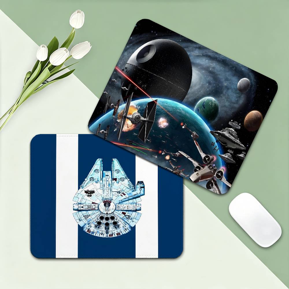 แผ่นรองเมาส์ลายสตาร์เพลนไฟท์เต - Accessories For Your Gaming Room บทวิจารณ์และราคา